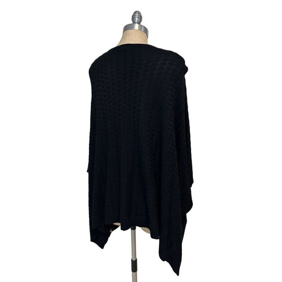 Lululemon Divinity Poncho Black Color Shawl Wrap One size - Picture 3 of 4